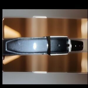 PERRY ELLIS CABERNET LEATHER REVERSIBLE BELT BLACK & BROWN W/SILVER BUCKLE